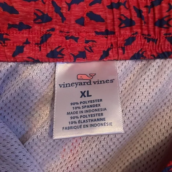 Vineyard vine swim trunks